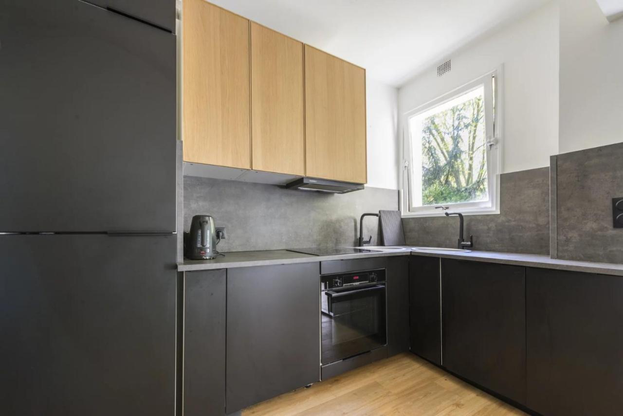 Appartement 2 Pieces 4 Couchages Tout Confort Neuilly-sur-Seine Bagian luar foto